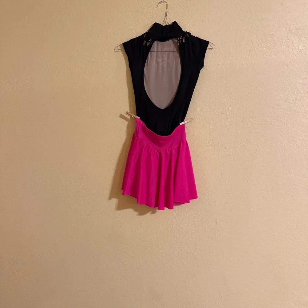Black Body Suit and Hot Pink Skirt - Picture 2 of 4